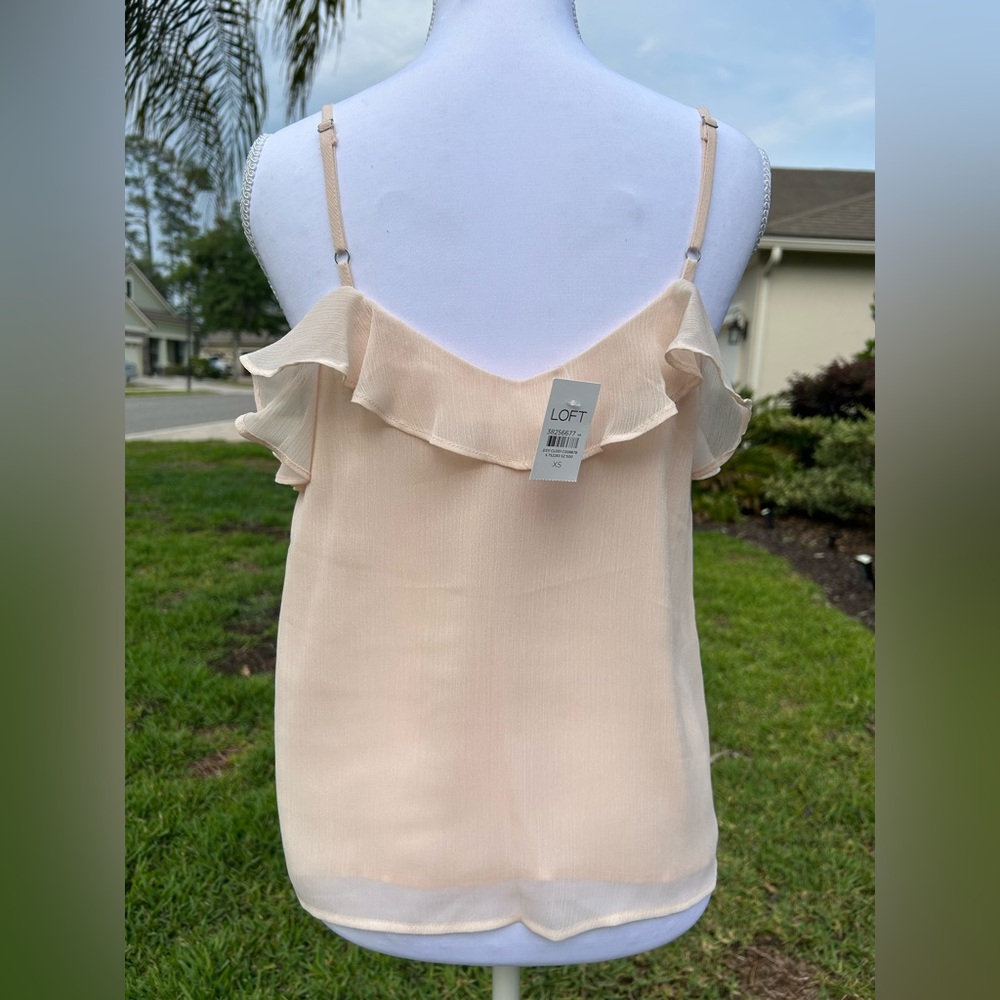 NWT🌷LOFT Peach Ruffle Cami - Picture 8 of 10